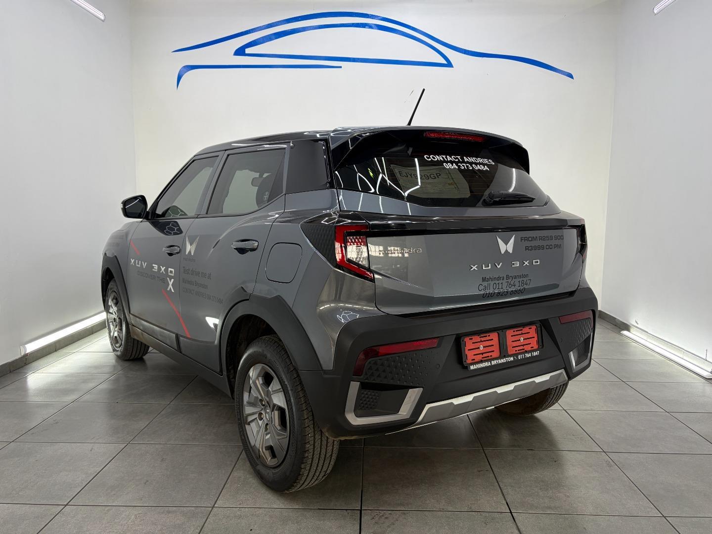 2025 Mahindra Xuv3X0 My24 1.2T Mx2