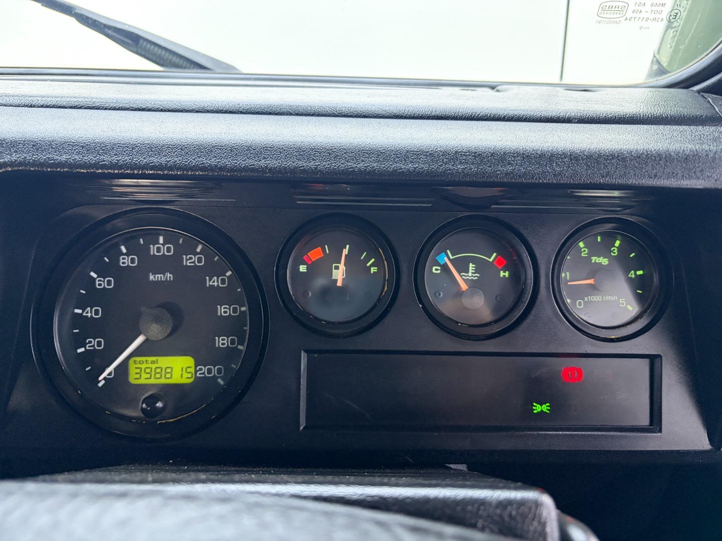 2004 Land Rover Defender 110 2.5 Td5 D/cab
