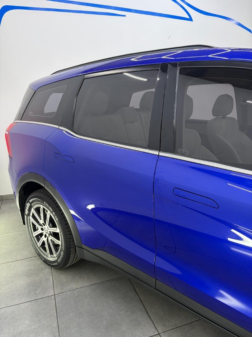 2023 Mahindra Xuv 700 MY22.11 Ax7