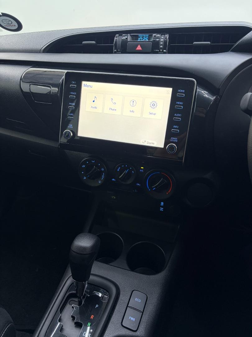 2024 Toyota Hilux MY24.6 2.4 Gd-6 Raider D Cab At