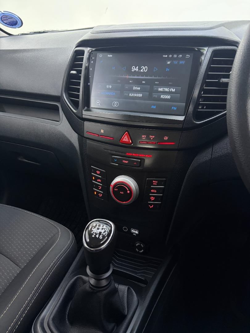 2023 Mahindra Xuv300 My22 W4 Se