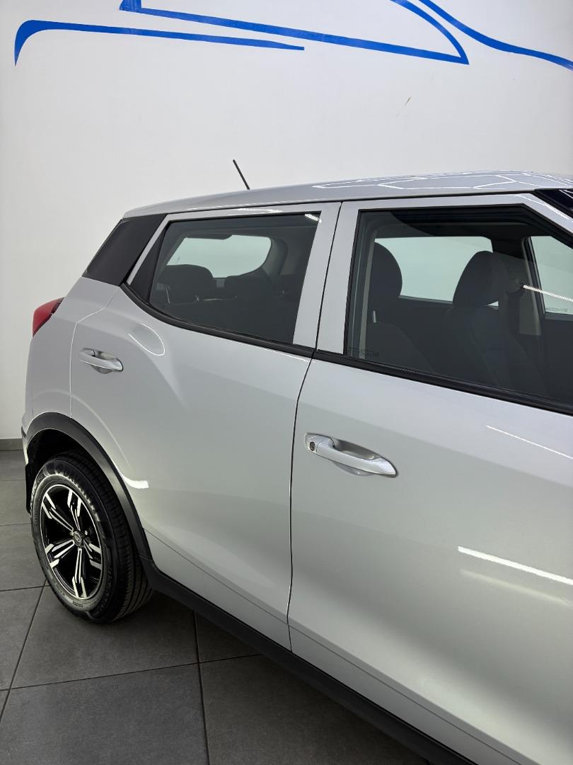 2023 Mahindra Xuv300 My22 W4 Se