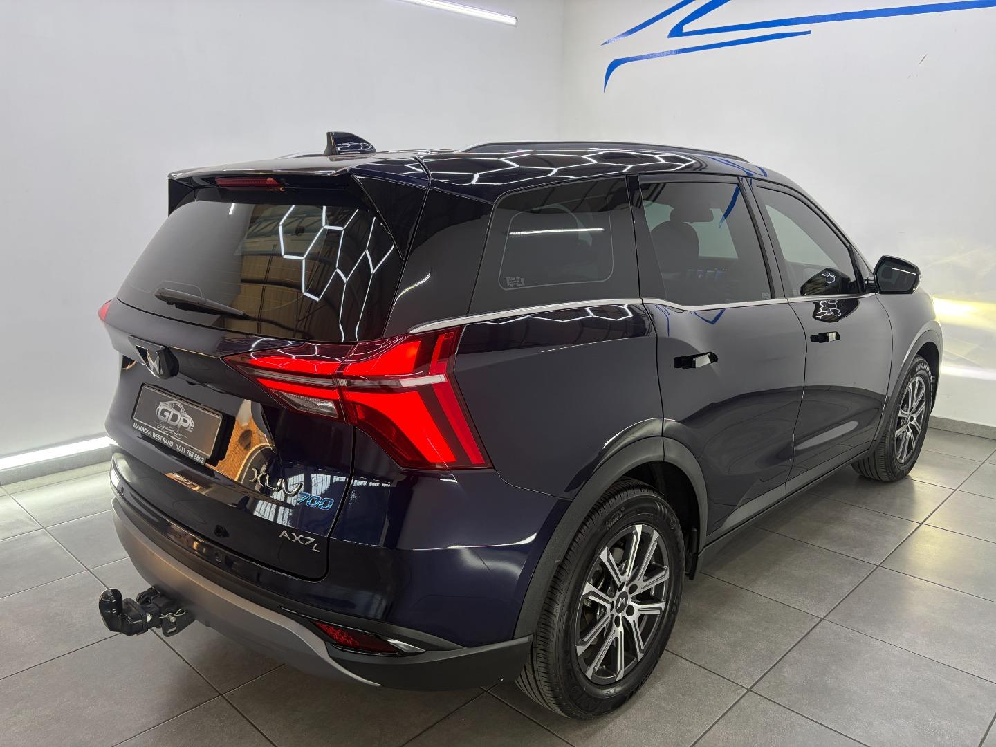2023 Mahindra Xuv 700 MY22.11 Ax7 L