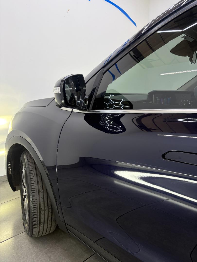 2023 Mahindra Xuv 700 MY22.11 Ax7 L