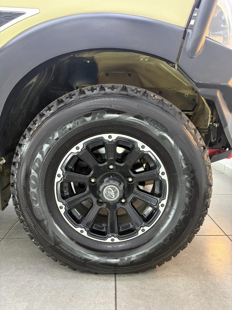 2024 Mahindra Pik Up MY22.7 S11 Karoo Dawn Edition D Cab At 4X4