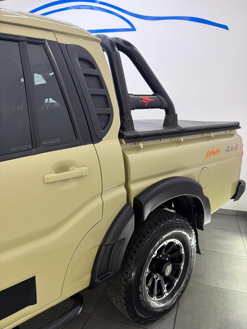 2024 Mahindra Pik Up MY22.7 S11 Karoo Dawn Edition D Cab At 4X4