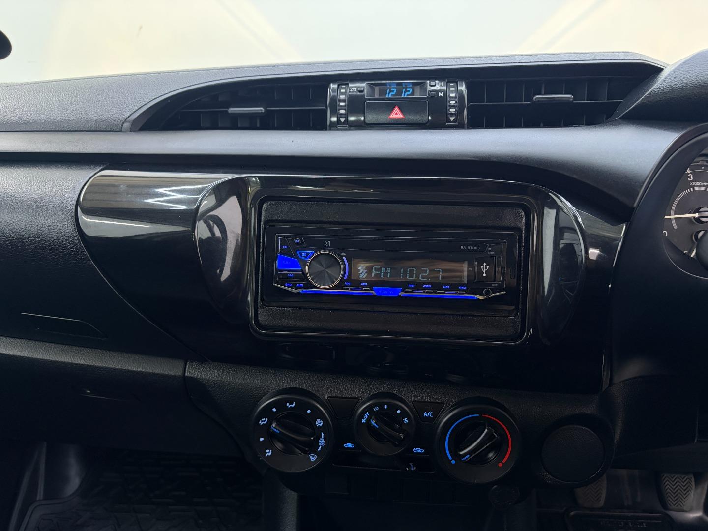 2025 Toyota Hilux My24 2.4 Gd S 5mt Ac S Cab