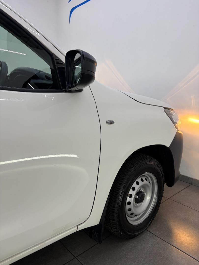 2025 Toyota Hilux MY24.11 2.4 Gd S S Cab Ac