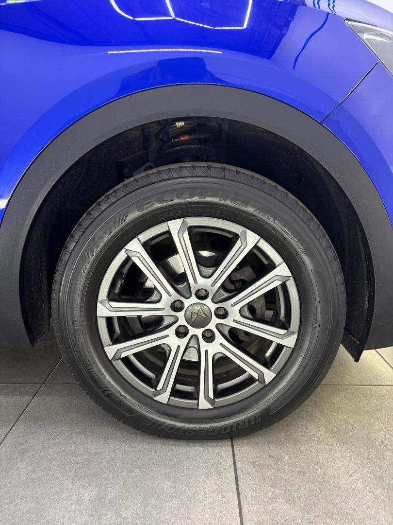 2024 Mahindra Xuv 700 MY22.11 Ax7