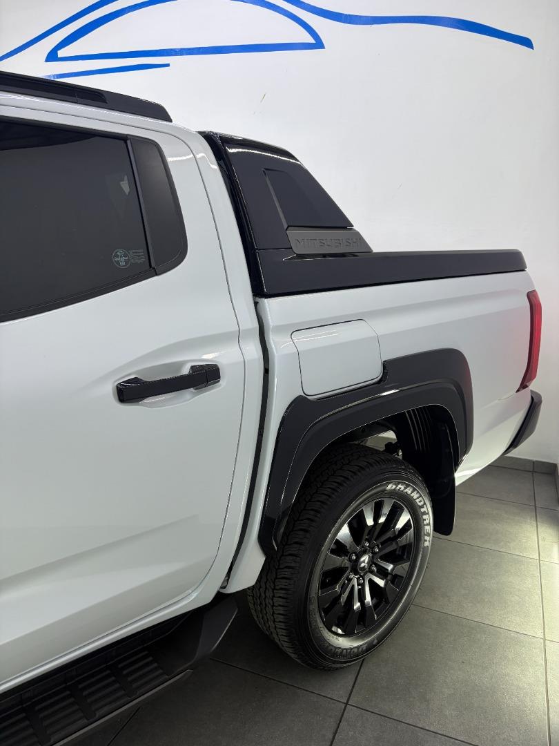 2026 Mitsubishi Triton MY26.7 2.4 Bi-Turbo D Cab 4X4 At