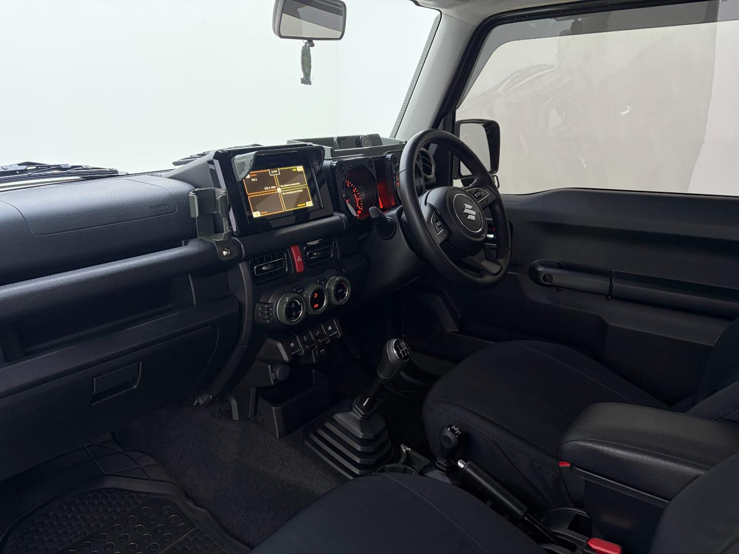 2023 Suzuki Jimny MY22.11 1.5 Glx