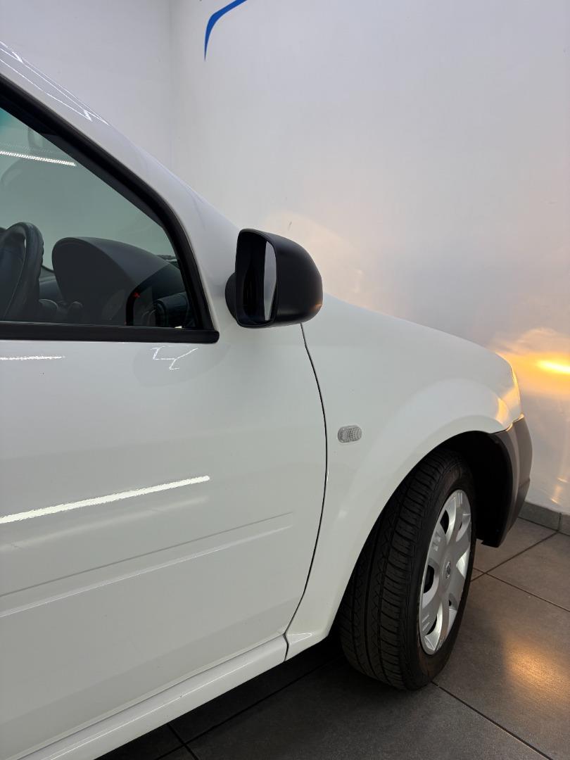2022 Nissan NP200 1.6 8V Ac Safety Pack