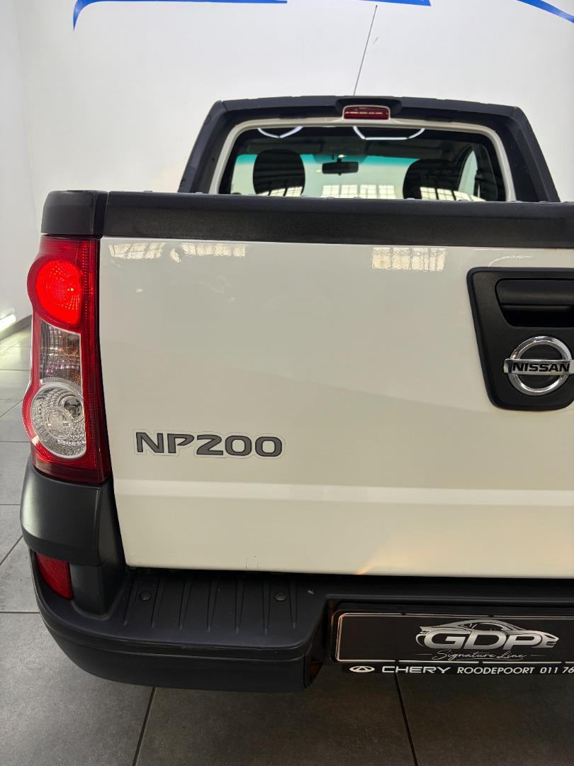 2022 Nissan NP200 1.6 8V Ac Safety Pack