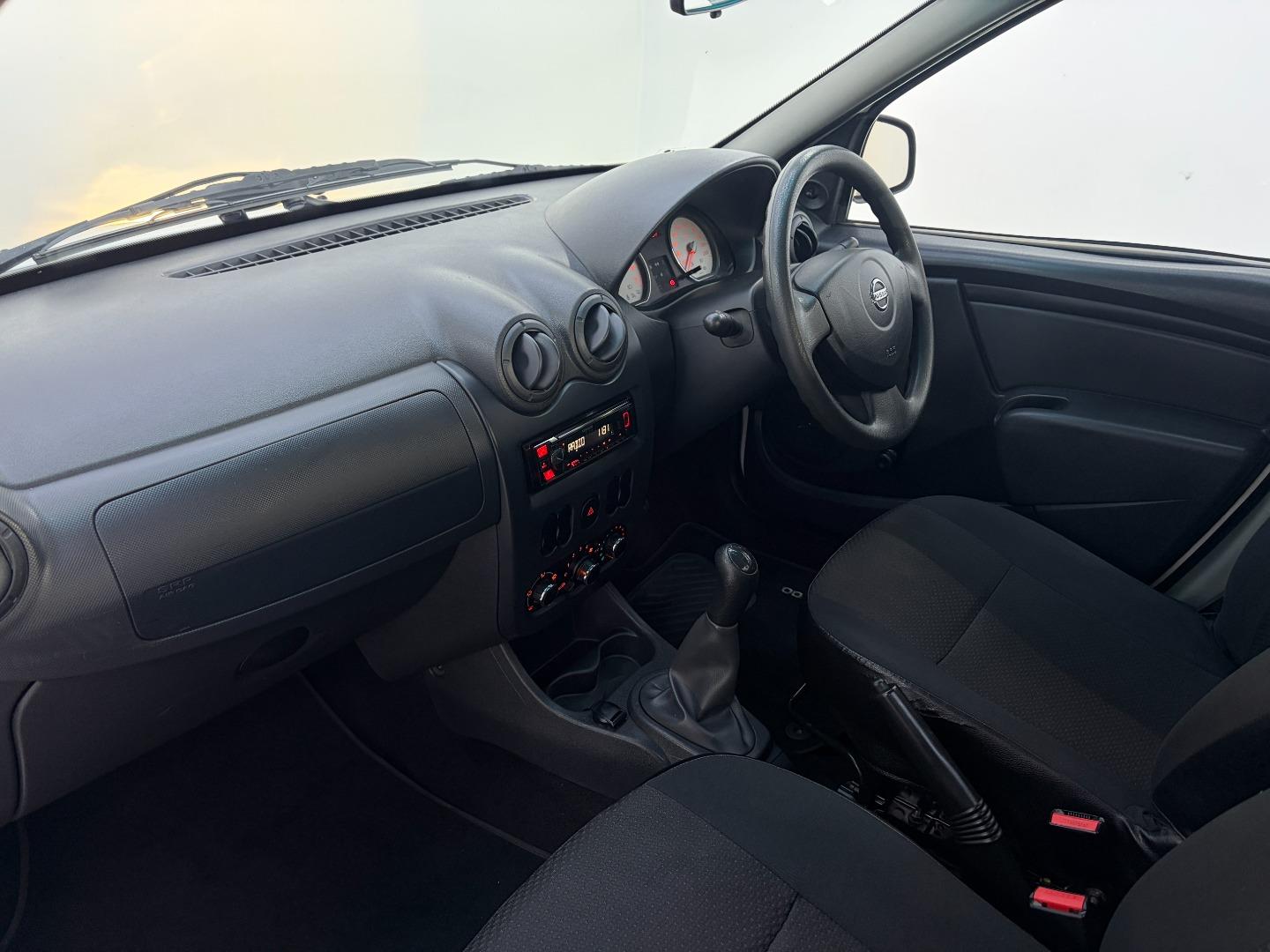 2022 Nissan NP200 1.6 8V Ac Safety Pack