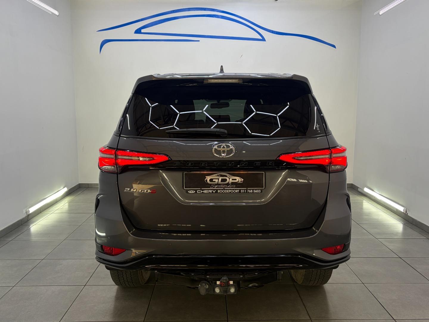2025 Toyota Fortuner My24 2.8 Gd-6 Rb Vx 6at Bt
