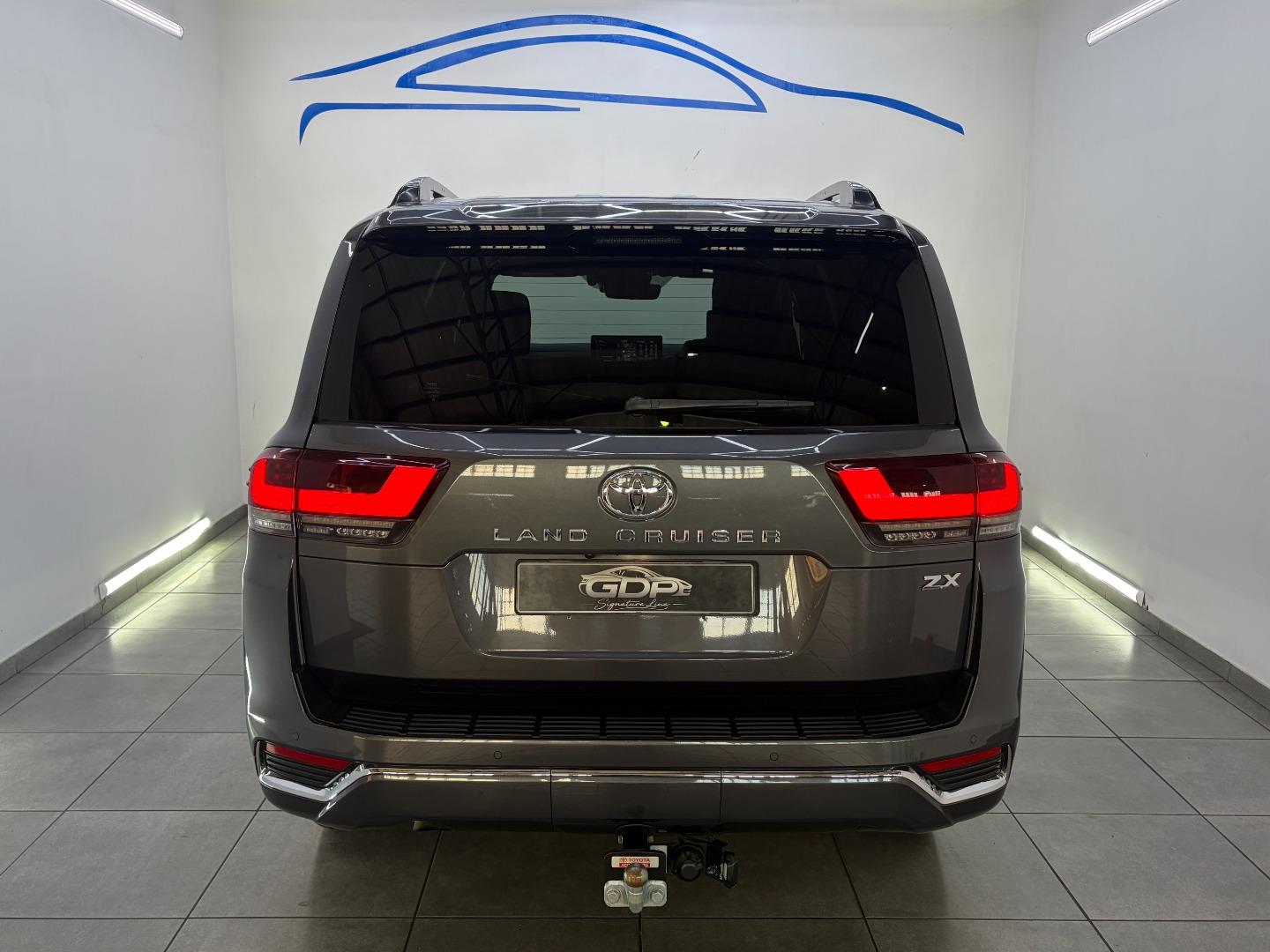 2021 Toyota Land Cruiser 300 My21 3.3D Zx