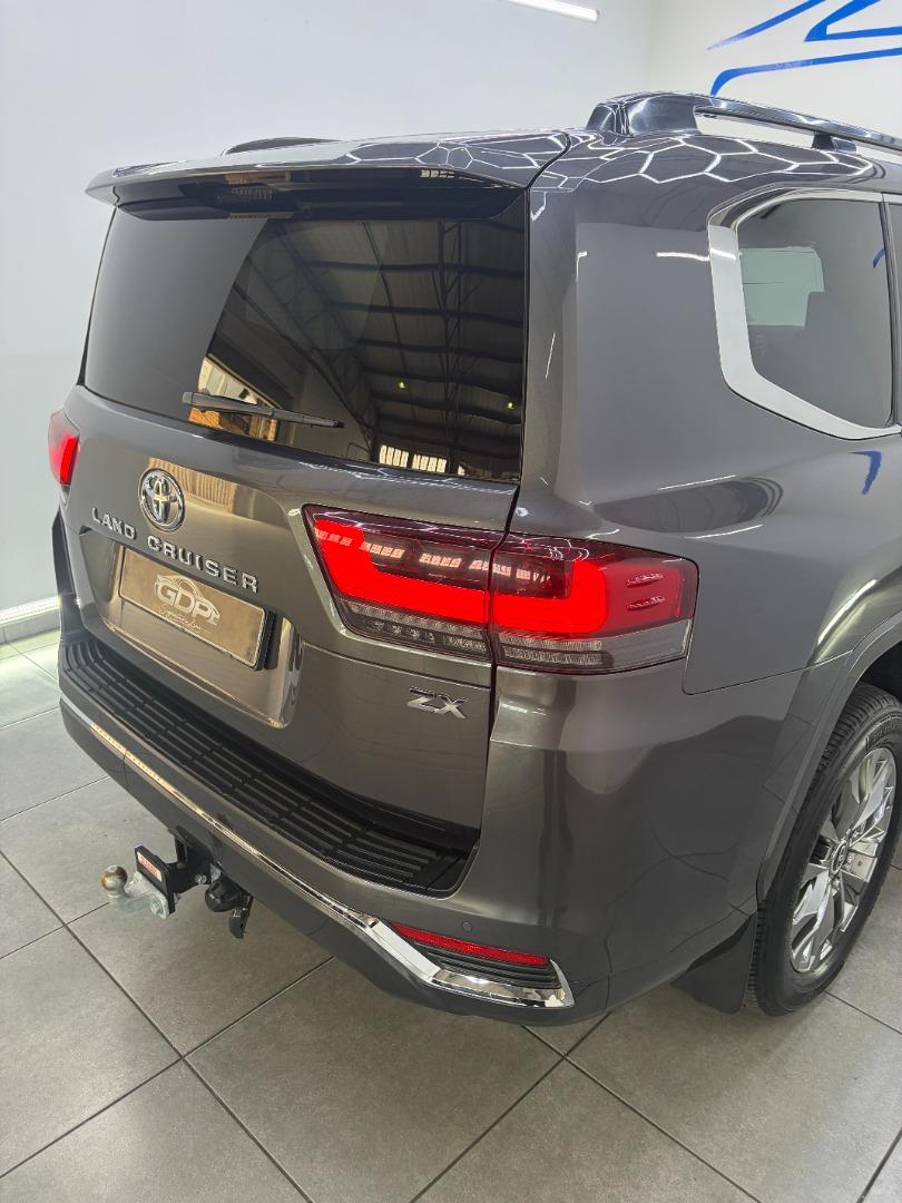2021 Toyota Land Cruiser 300 My21 3.3D Zx