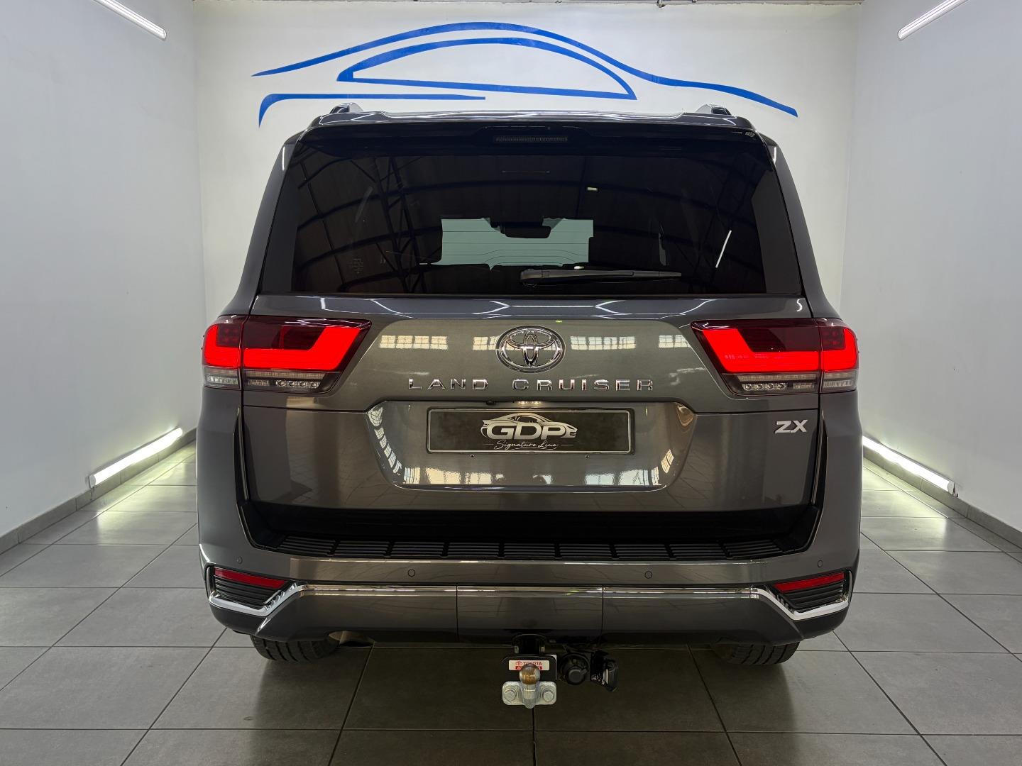 2021 Toyota Land Cruiser 300 My21 3.3D Zx