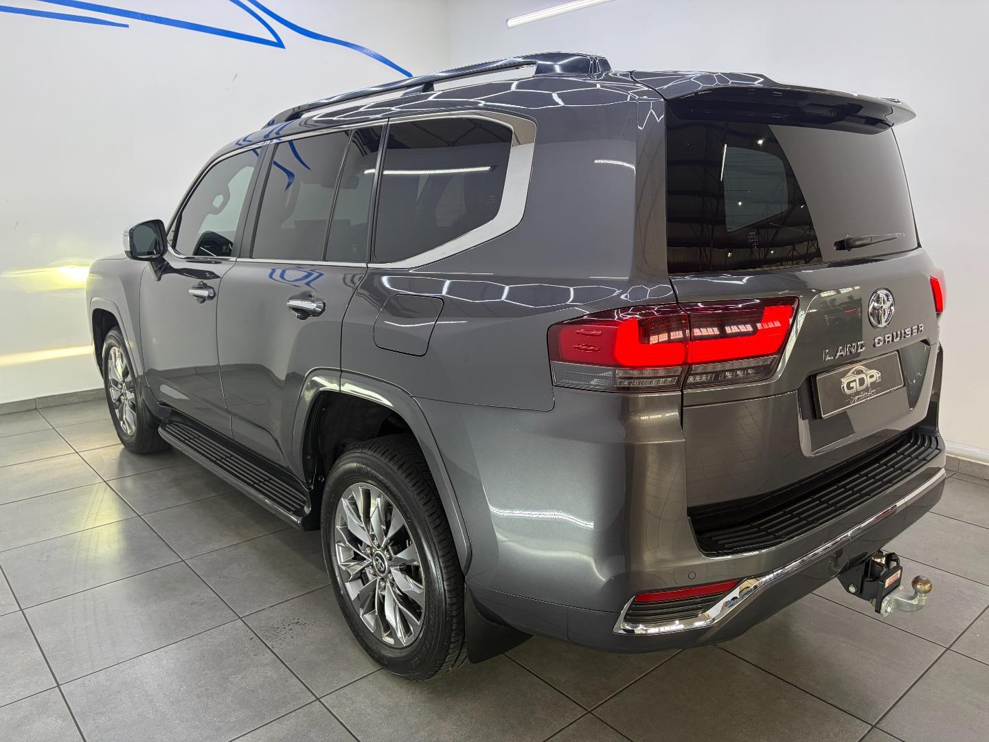 2021 Toyota Land Cruiser 300 My21 3.3D Zx